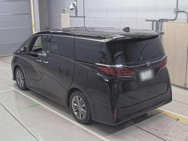 TOYOTA ALPHARD 2023
