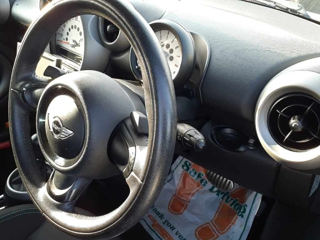BMW MINI 2012