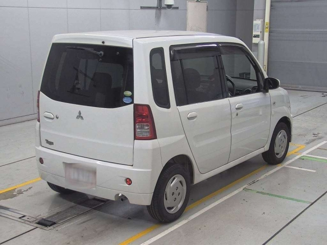 MITSUBISHI TOPPO 2010