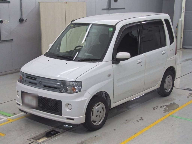 MITSUBISHI TOPPO 2010