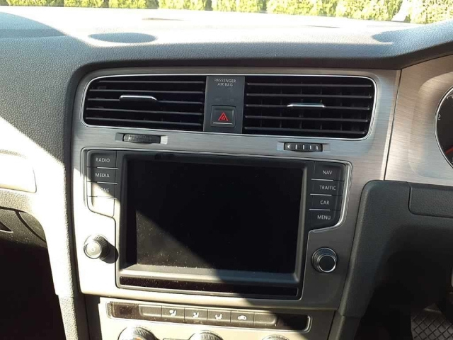 VOLKSWAGEN GOLF 2015