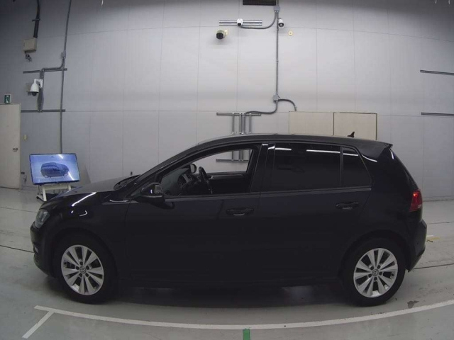 VOLKSWAGEN GOLF 2015