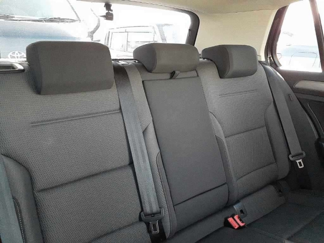 VOLKSWAGEN GOLF 2015