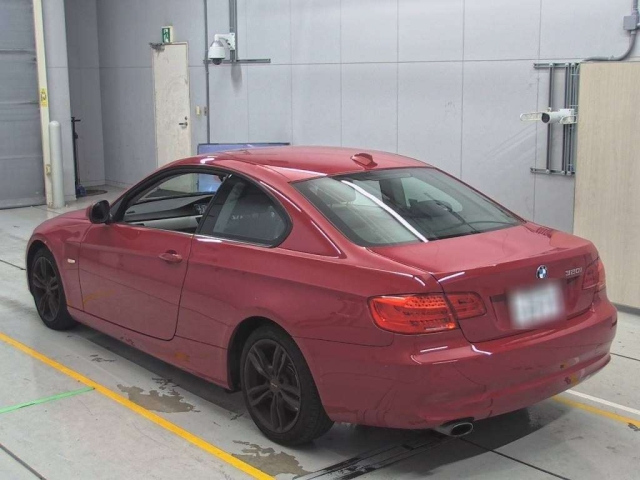 BMW 3 SERIES 2013