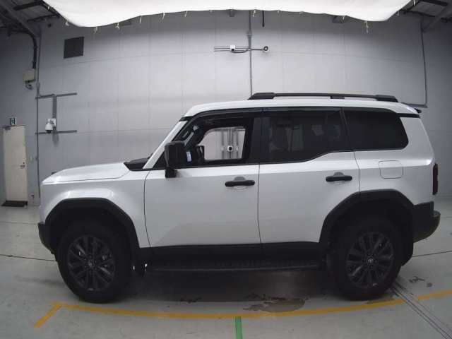TOYOTA LAND CRUISER 2024