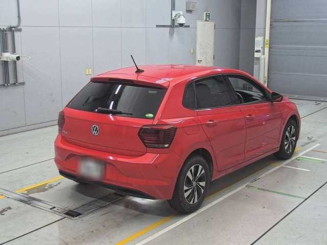 VOLKSWAGEN POLO 2018