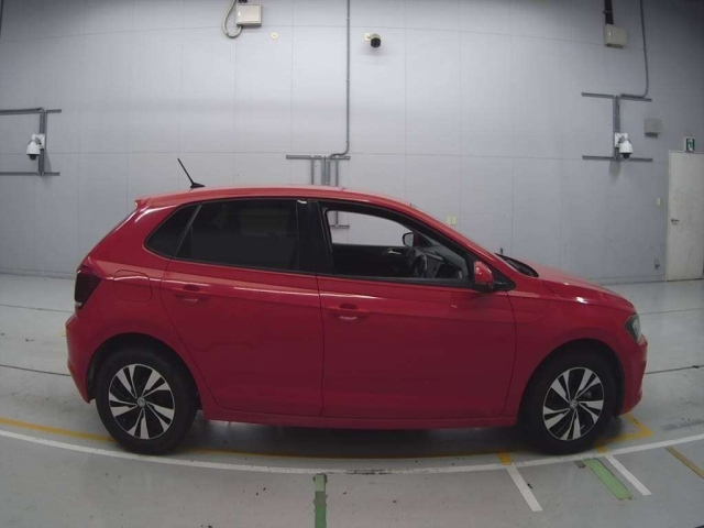 VOLKSWAGEN POLO 2018