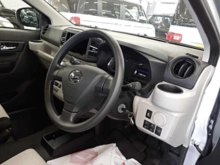 DAIHATSU MIRA E S 2025