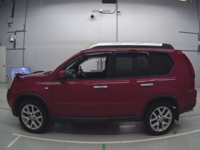 NISSAN X-TRAIL 2010