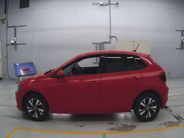 VOLKSWAGEN POLO 2018