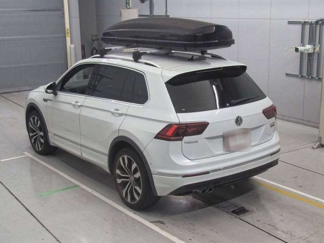 VOLKSWAGEN TIGUAN 2019