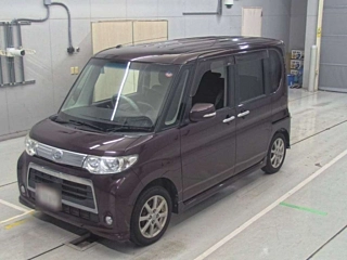 DAIHATSU TANTO 2010