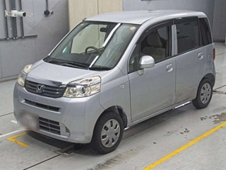HONDA LIFE 2011