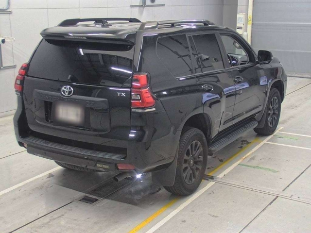 TOYOTA LAND CRUISER PRADO 2023