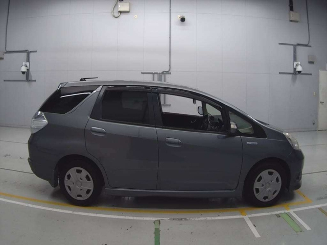HONDA FIT SHUTTLE 2013