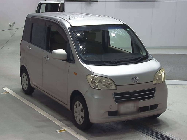 DAIHATSU TANTO EXE 2010