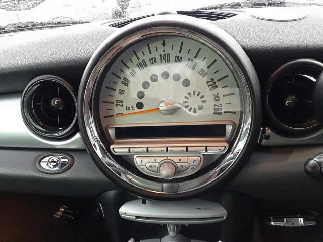 BMW MINI 2009