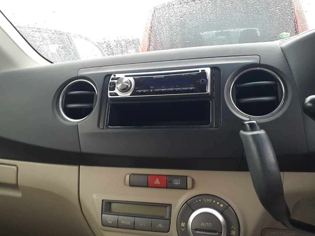 DAIHATSU TANTO EXE 2010