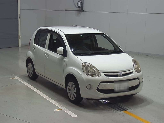 TOYOTA PASSO 2015