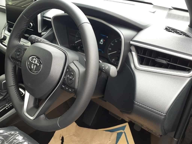 TOYOTA COROLLA CROSS 2025