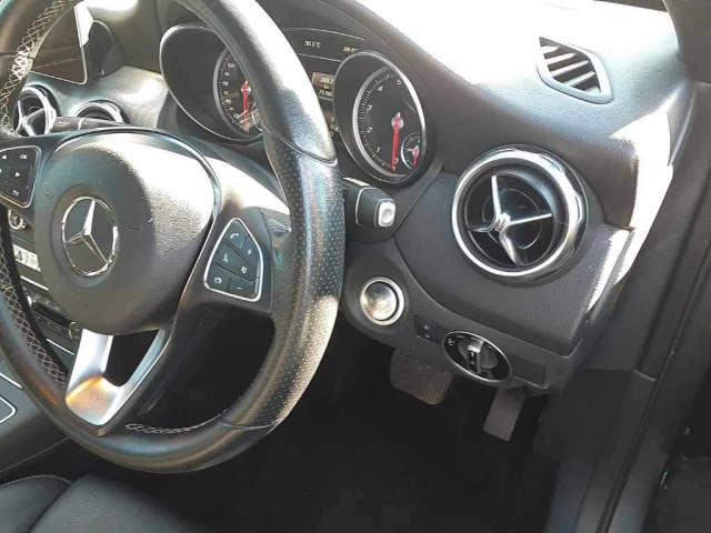 MERCEDES BENZ GLA CLASS 2018