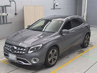 MERCEDES BENZ GLA CLASS 2018