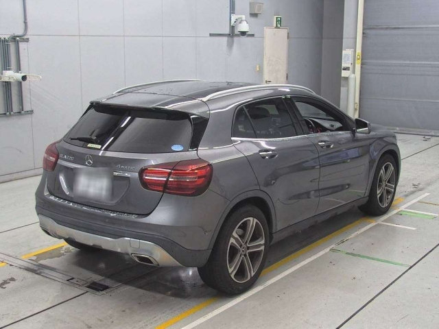 MERCEDES BENZ GLA CLASS 2018