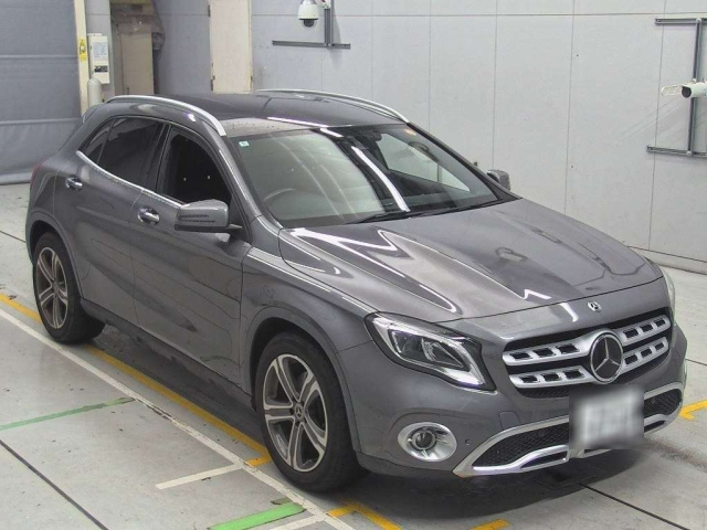 MERCEDES BENZ GLA CLASS 2018