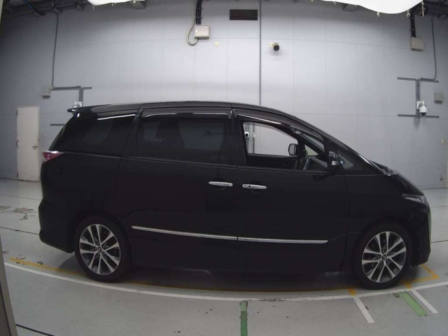 TOYOTA ESTIMA 2016