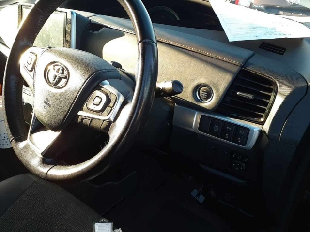 TOYOTA ESTIMA 2016