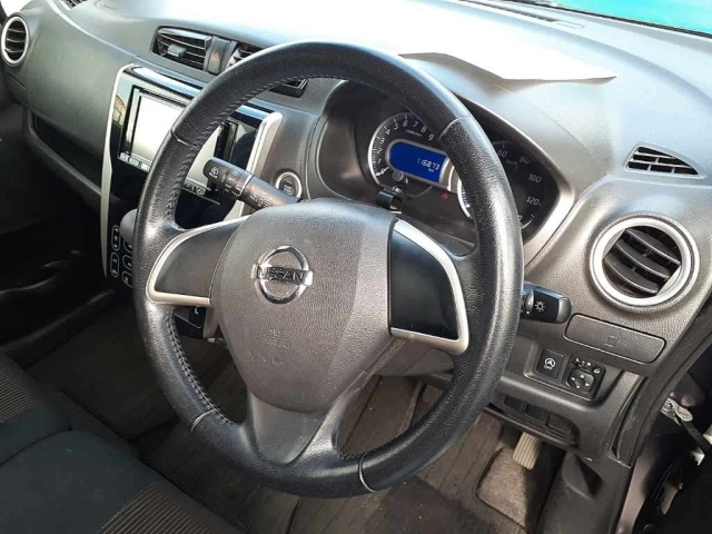 NISSAN DAYZ 2015