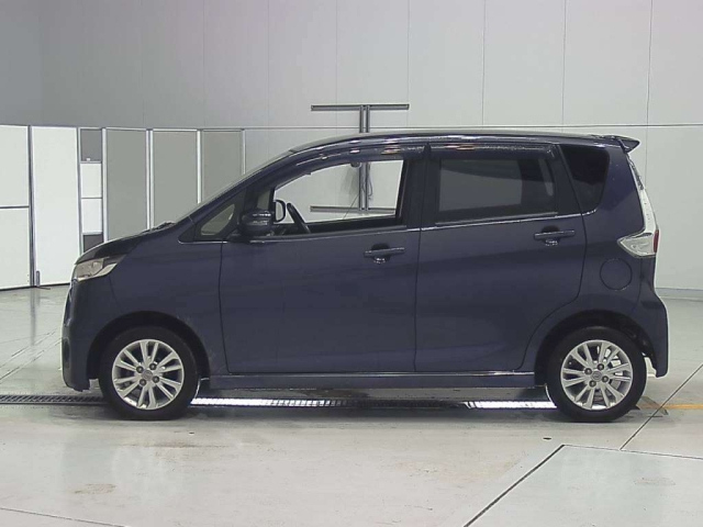 NISSAN DAYZ 2015