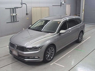 VOLKSWAGEN PASSAT VARIANT 2017
