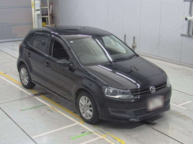 VOLKSWAGEN POLO 2013