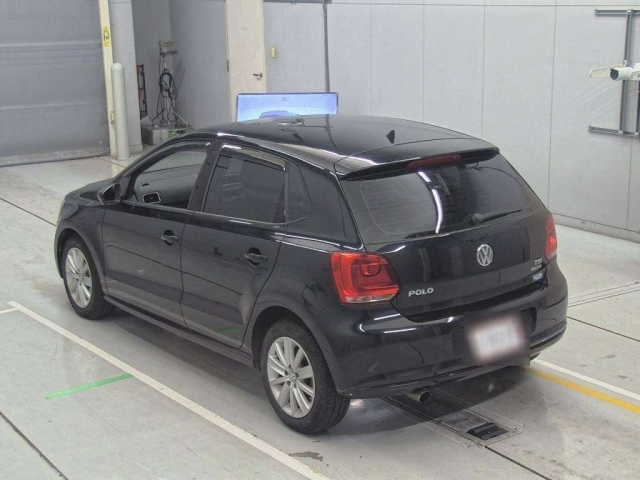 VOLKSWAGEN POLO 2013