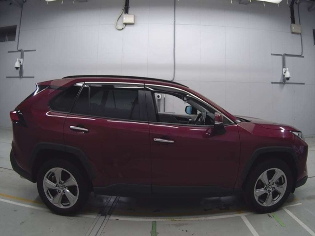 TOYOTA RAV4 2021
