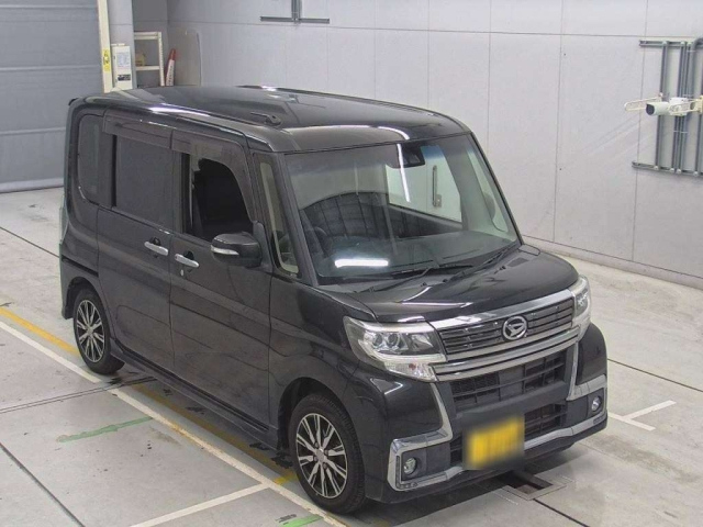 DAIHATSU TANTO 2017