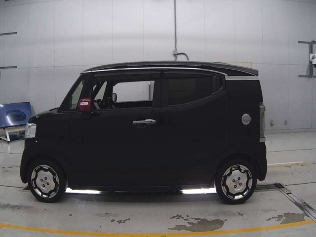 HONDA N BOX SLASH 2018