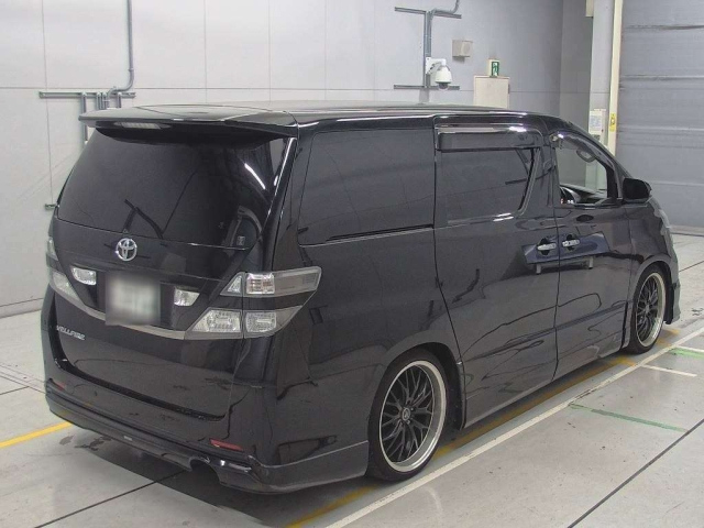 TOYOTA VELLFIRE 2009