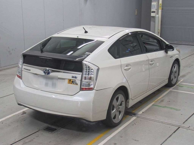 TOYOTA PRIUS 2011