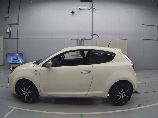 ALFAROMEO MITO 2013