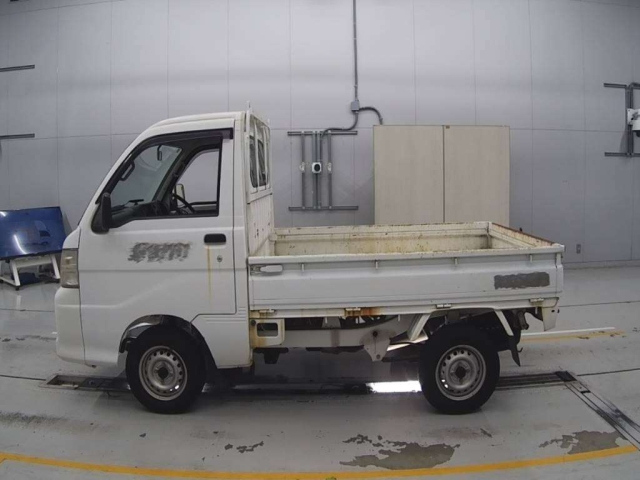 DAIHATSU HIJET TRUCK 2010