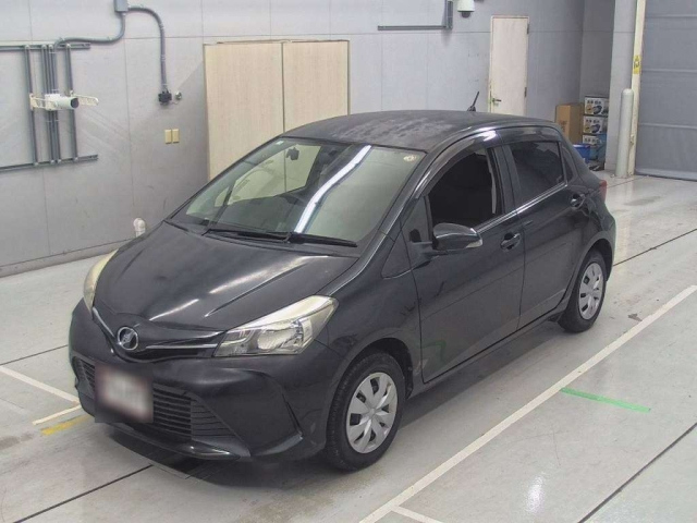 TOYOTA VITZ 2014