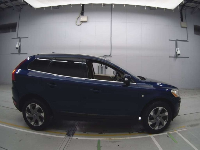 VOLVO XC60 2012