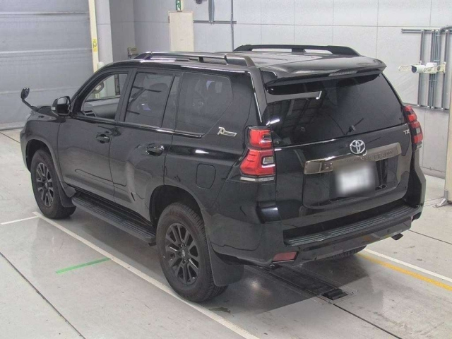 TOYOTA LAND CRUISER PRADO 2022