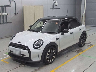 BMW MINI 2024