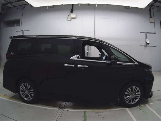 TOYOTA ALPHARD 2024