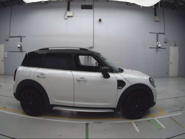 BMW MINI 2023