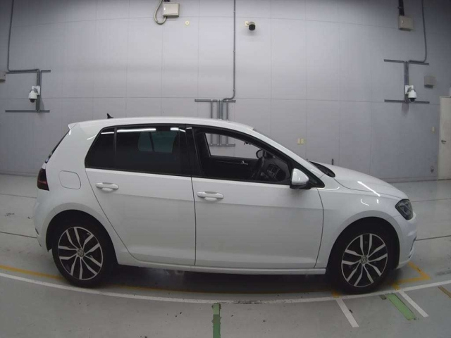 VOLKSWAGEN GOLF 2019