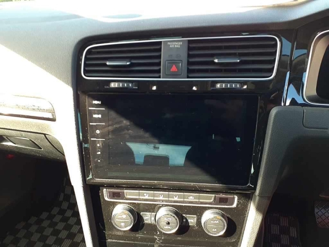 VOLKSWAGEN GOLF 2019